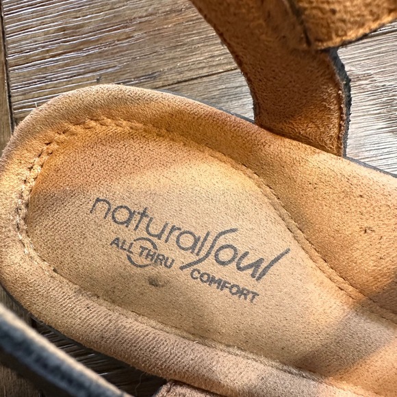 Natural Soul Barroll Black Leather Flower Detail Ankle Strap Sandals US 9.5M‎ - Picture 7 of 10